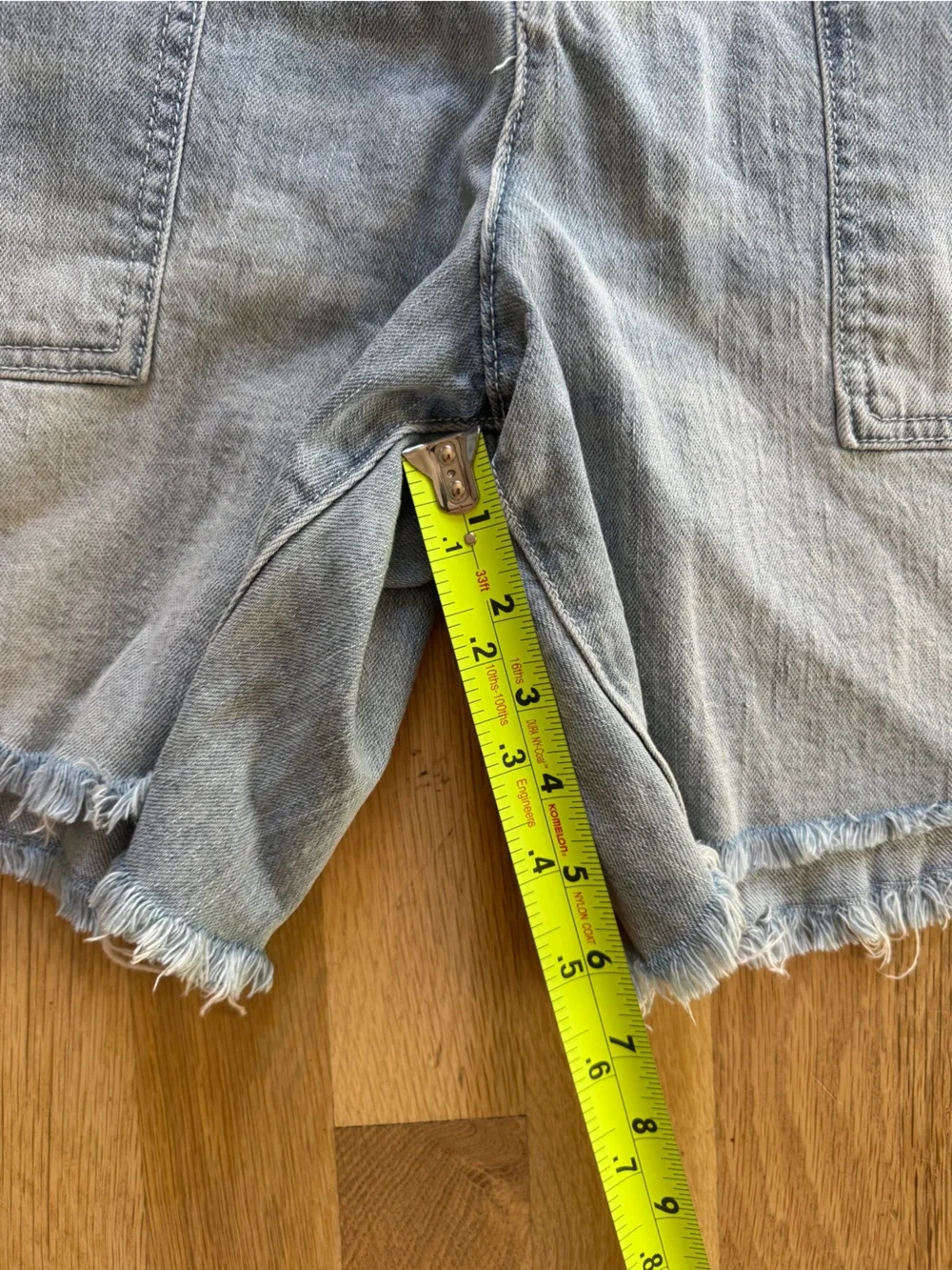 Anthropologie Pilcro Jean Shorts Bermuda oversized, cut off size 28 - Picture 4 of 9